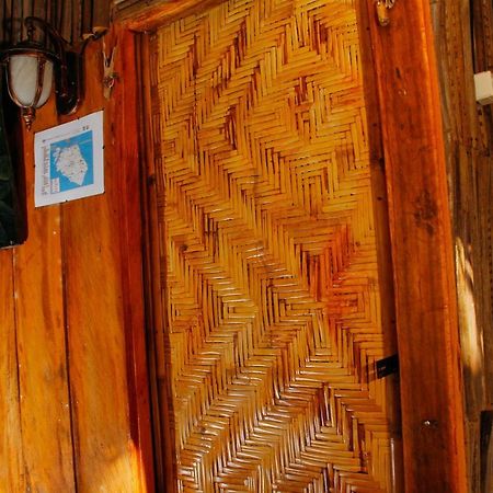 Nyuh Bengkok Tree House Hotel Batununggul Екстериор снимка