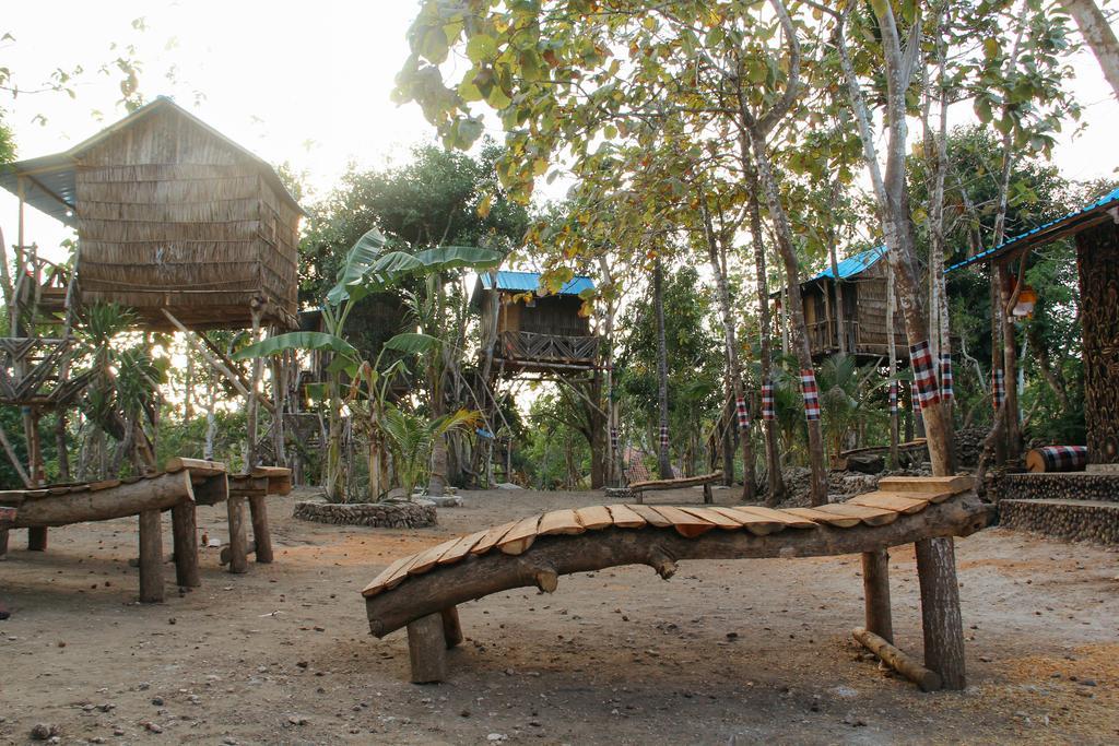 Nyuh Bengkok Tree House Hotel Batununggul Екстериор снимка