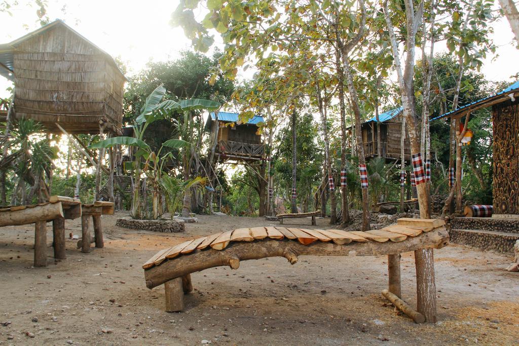 Nyuh Bengkok Tree House Hotel Batununggul Екстериор снимка