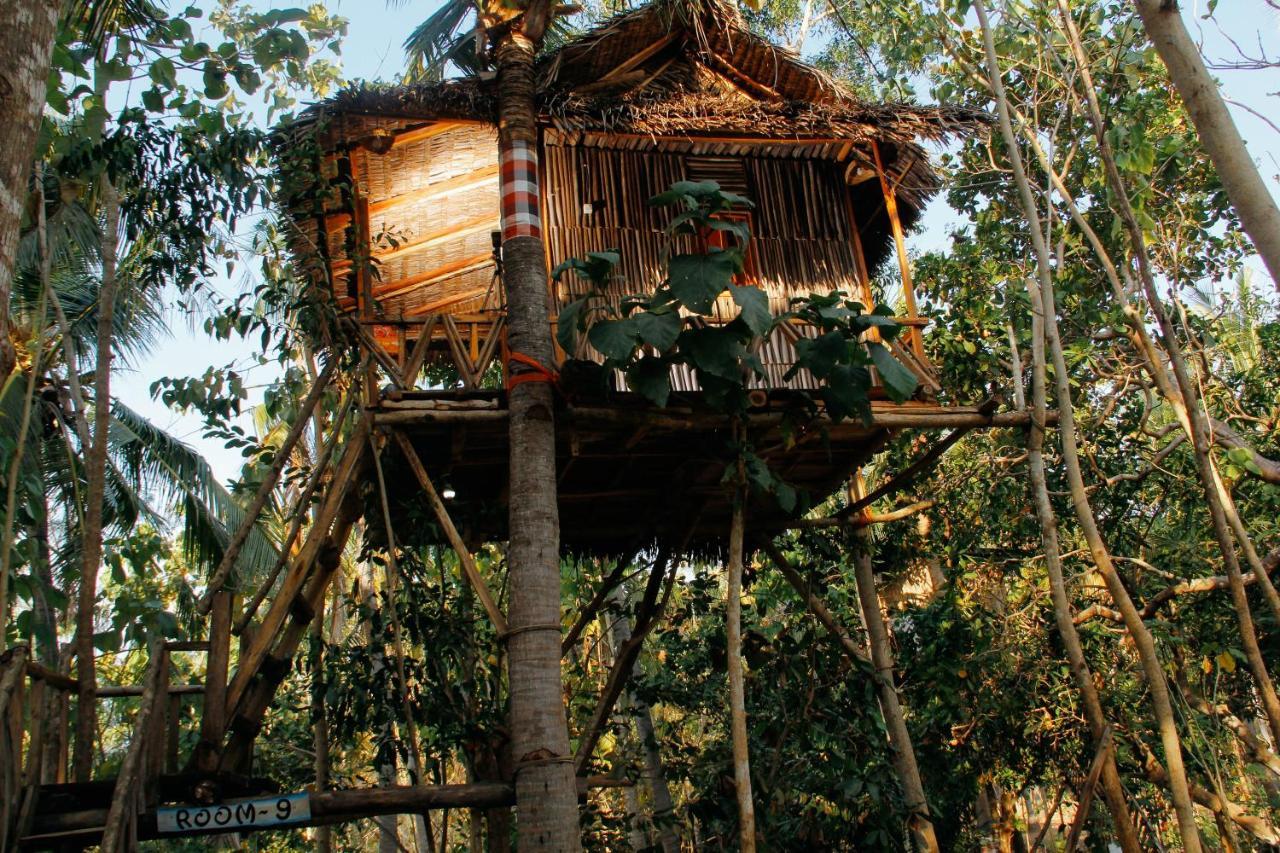 Nyuh Bengkok Tree House Hotel Batununggul Екстериор снимка